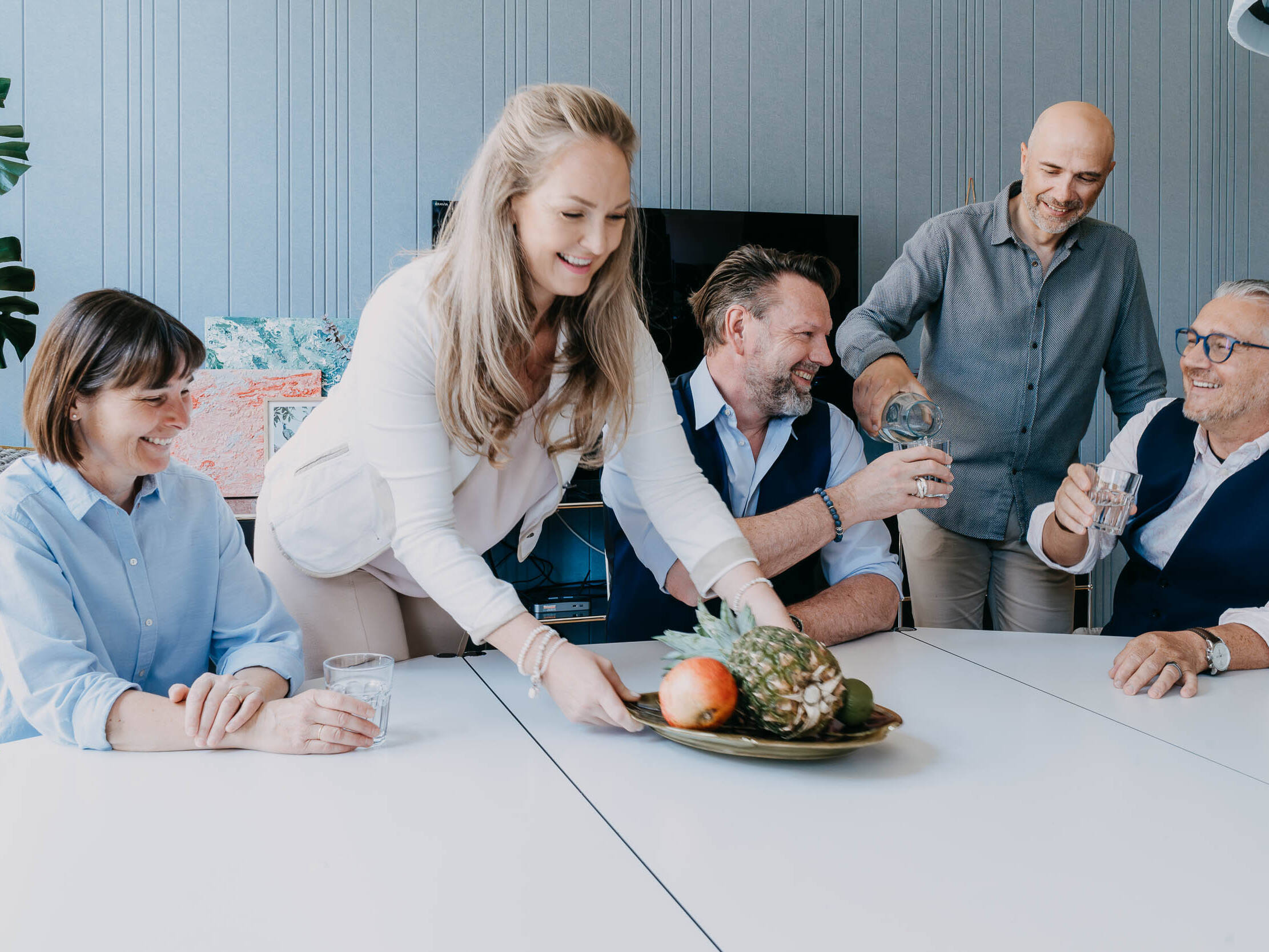 Ein starkes Team auf Augenhöhe: Work Rebels Bürodesign Spezialistenteam